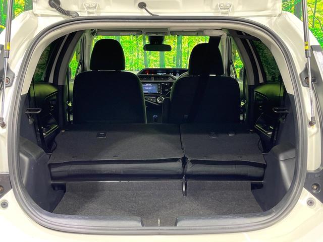 アクア Sスタイルブラック 純正SDナビ バックカメラ 衝突被害軽減 ETC オートハイビーム Bluetooth オートエアコン 車線逸脱警報 スマートキー ステアリングスイッチ 電動格納ミラー 先行車発進お知らせ CD再生(10枚目)