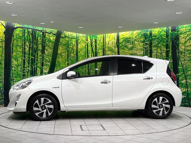 アクア Sスタイルブラック 純正SDナビ バックカメラ 衝突被害軽減 ETC オートハイビーム Bluetooth オートエアコン 車線逸脱警報 スマートキー ステアリングスイッチ 電動格納ミラー 先行車発進お知らせ CD再生(25枚目)