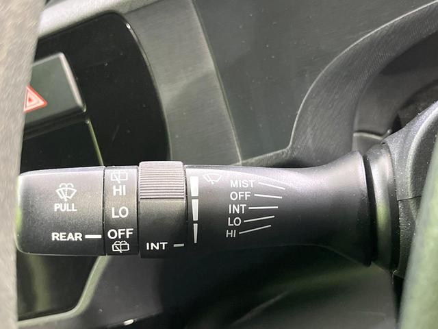 アクア Sスタイルブラック 純正SDナビ バックカメラ 衝突被害軽減 ETC オートハイビーム Bluetooth オートエアコン 車線逸脱警報 スマートキー ステアリングスイッチ 電動格納ミラー 先行車発進お知らせ CD再生(42枚目)