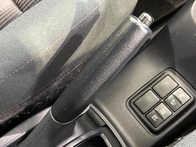 アクア Sスタイルブラック 純正SDナビ バックカメラ 衝突被害軽減 ETC オートハイビーム Bluetooth オートエアコン 車線逸脱警報 スマートキー ステアリングスイッチ 電動格納ミラー 先行車発進お知らせ CD再生(50枚目)