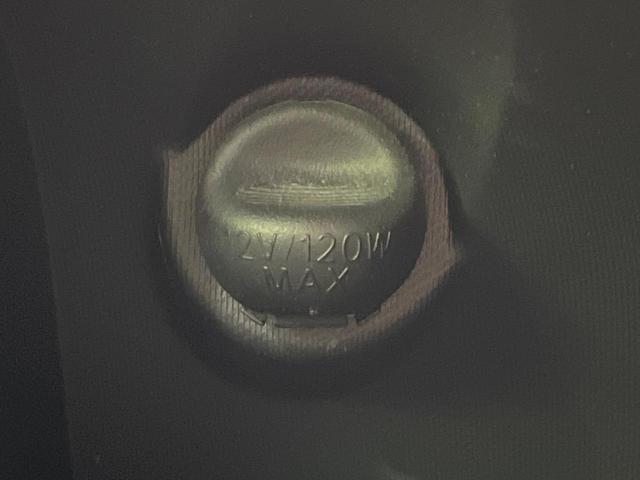 アクア Sスタイルブラック 純正SDナビ バックカメラ 衝突被害軽減 ETC オートハイビーム Bluetooth オートエアコン 車線逸脱警報 スマートキー ステアリングスイッチ 電動格納ミラー 先行車発進お知らせ CD再生(52枚目)