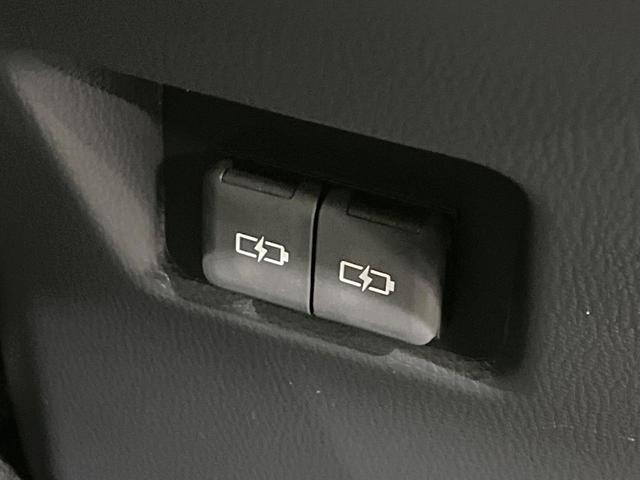 ＲＡＶ４ Ｇ　Ｚパッケージ　禁煙車　モデリスタエアロ　４ＷＤ　１０．５型ディスプレイオーディオ　全周囲カメラ　衝突軽減装置　レーダークルーズ　ＥＴＣ　Ｂｌｕｅｔｏｏｔｈ　フルセグ　前席シートエアコン　パワーシート　ドラレコ（37枚目）