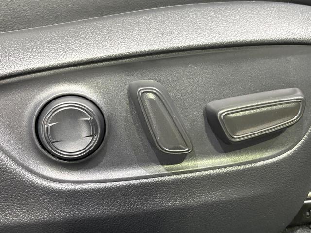 ＲＡＶ４ Ｇ　Ｚパッケージ　禁煙車　モデリスタエアロ　４ＷＤ　１０．５型ディスプレイオーディオ　全周囲カメラ　衝突軽減装置　レーダークルーズ　ＥＴＣ　Ｂｌｕｅｔｏｏｔｈ　フルセグ　前席シートエアコン　パワーシート　ドラレコ（65枚目）