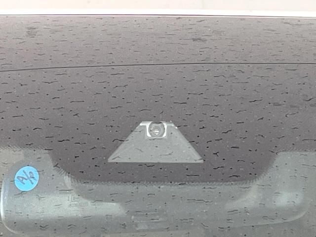 �y�g���^�Z�[�t�e�B�Z���X�z���s���ɑO���̎ԗ�����F�����A�Փ˂������Ȏ��͌x��ƃu���[�L�ŏՓˉ���Ɣ�Q�y�����A�V�X�g�B�����S�Ƀh���C�u�����y���݂��������܂��B