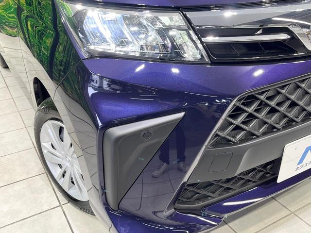 【ＬＥＤヘッドライト】悪天候や夜間走行時も良好な視界を確保し安心して運転できる高輝度ＬＥＤヘッドライトを装備！点灯速度が早く、消費電力も抑えられています。