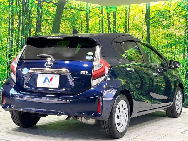 アクア Sスタイルブラック 禁煙車 純正ナビ 衝突軽減装置 ETC Bluetooth フルセグ ドラレコ コーナーセンサー スマートキー レーンアシスト オートマチックハイビーム オートライト オートエアコン 電動格納ミラー(17枚目)