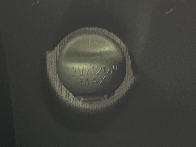 アクア Sスタイルブラック 禁煙車 純正ナビ 衝突軽減装置 ETC Bluetooth フルセグ ドラレコ コーナーセンサー スマートキー レーンアシスト オートマチックハイビーム オートライト オートエアコン 電動格納ミラー(54枚目)