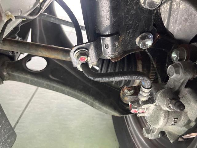 キャリイトラック 農繁スペシャル　禁煙車　４ＷＤ　ＭＴ車　オーディオ　衝突被害軽減システム　ＬＥＤヘッド　車線逸脱警報　オートライト　パワーステアリング　パワーウインドウ　リモコンキー　パワードアロック　エアコン　ドアポケット（19枚目）