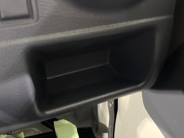 キャリイトラック 農繁スペシャル　禁煙車　４ＷＤ　ＭＴ車　オーディオ　衝突被害軽減システム　ＬＥＤヘッド　車線逸脱警報　オートライト　パワーステアリング　パワーウインドウ　リモコンキー　パワードアロック　エアコン　ドアポケット（38枚目）