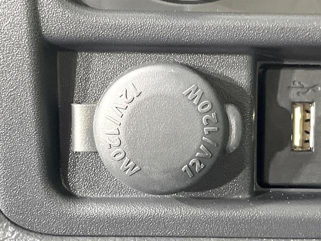 キャリイトラック 農繁スペシャル　禁煙車　４ＷＤ　ＭＴ車　オーディオ　衝突被害軽減システム　ＬＥＤヘッド　車線逸脱警報　オートライト　パワーステアリング　パワーウインドウ　リモコンキー　パワードアロック　エアコン　ドアポケット（42枚目）