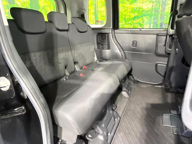 ルーミー カスタムＧ　禁煙車　後席モニター　純正ＳＤナビ　バックカメラ　衝突軽減装置　両側電動スライド　ＥＴＣ　ドラレコ　コーナーセンサー　スマートキー　ＬＥＤヘッド　クルコン　純正１４インチアルミ　オートエアコン（9枚目）