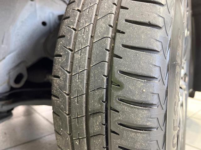 ルーミー カスタムＧ　禁煙車　後席モニター　純正ＳＤナビ　バックカメラ　衝突軽減装置　両側電動スライド　ＥＴＣ　ドラレコ　コーナーセンサー　スマートキー　ＬＥＤヘッド　クルコン　純正１４インチアルミ　オートエアコン（22枚目）