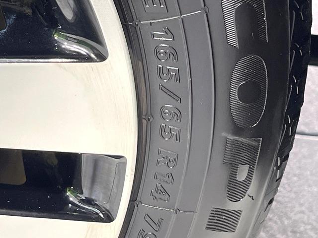 ルーミー カスタムＧ　禁煙車　後席モニター　純正ＳＤナビ　バックカメラ　衝突軽減装置　両側電動スライド　ＥＴＣ　ドラレコ　コーナーセンサー　スマートキー　ＬＥＤヘッド　クルコン　純正１４インチアルミ　オートエアコン（34枚目）