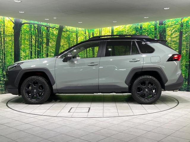 RAV4 ハイブリッドアドベンチャー オフロードパッケージII 4WD 禁煙車 純正10.5型ディスプレイオーディオ バックカメラ 衝突軽減装置 レーダークルーズ シートエアコン シートヒーター LEDヘッド LEDフォグ ルーフレール ブレーキホールド(24枚目)