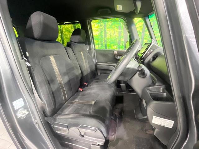 Ｎ－ＢＯＸカスタム Ｇ・Ｌホンダセンシング　禁煙車　ＳＤナビ　バックカメラ　電動スライド　衝突軽減装置　レーダークルーズ　ＥＴＣ　ドラレコ　Ｂｌｕｅｔｏｏｔｈ　車線逸脱警報　純正１４インチアルミ　スマートキー　ステアリングスイッチ　オートライト（8枚目）