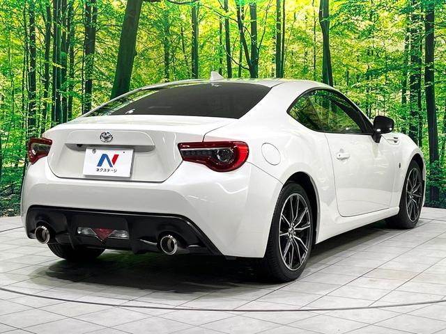 86 GT 6速MT車 純正SDナビ レーダークルーズ バックカメラ ETC デュアルオートエアコン スマートキー LEDヘッド 純正17インチアルミ フルセグ Bluetooth CD DVD再生(17枚目)