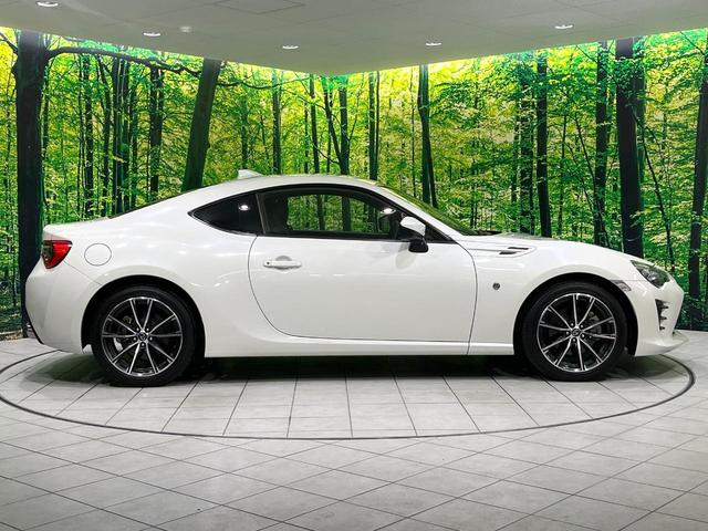 86 GT 6速MT車 純正SDナビ レーダークルーズ バックカメラ ETC デュアルオートエアコン スマートキー LEDヘッド 純正17インチアルミ フルセグ Bluetooth CD DVD再生(25枚目)