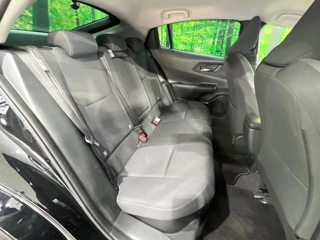 プリウス Ｇ　禁煙車　８型デイスプレイオーディオ　全周囲カメラ　衝突軽減装置　レーダークルーズ　ＥＴＣ　Ｂｌｕｅｔｏｏｔｈ　フルセグ　ドラレコ　コーナーセンサー　スマートキー　シートヒーター　ＬＥＤヘッド（9枚目）