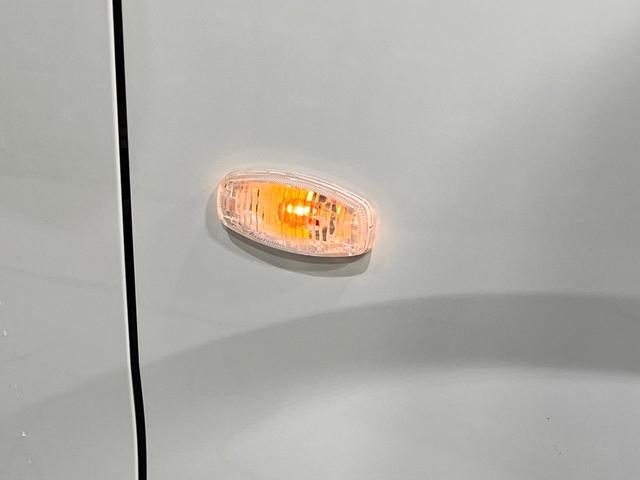 ムーヴ Ｌ　禁煙車　アイドリングストップ　オーディオ　キーレス　横滑り防止装置　シートアンダーボックス　電動格納ミラー　プライバシーガラス　ドアバイザー　衝突安全ボデ　盗難防止装置　トラクションコントロール（31枚目）