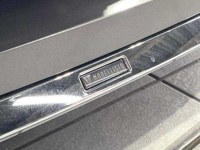 プリウス Ｚ　禁煙車　モデリスタエアロ　パノラマルーフ　全周囲カメラ　衝突被害軽減システム　レーダークルーズ　１２．３型ディスプレイオーディオ　電動リアゲート　前席シートエアコン　パワーシート　ＬＥＤヘッド　ＥＴＣ（3枚目）