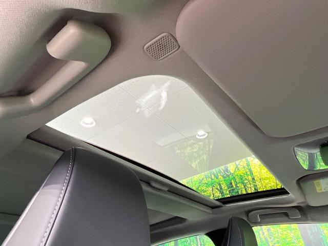 プリウス Ｚ　禁煙車　モデリスタエアロ　パノラマルーフ　全周囲カメラ　衝突被害軽減システム　レーダークルーズ　１２．３型ディスプレイオーディオ　電動リアゲート　前席シートエアコン　パワーシート　ＬＥＤヘッド　ＥＴＣ（4枚目）