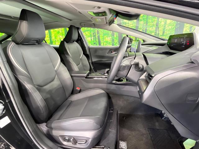 プリウス Ｚ　禁煙車　モデリスタエアロ　パノラマルーフ　全周囲カメラ　衝突被害軽減システム　レーダークルーズ　１２．３型ディスプレイオーディオ　電動リアゲート　前席シートエアコン　パワーシート　ＬＥＤヘッド　ＥＴＣ（8枚目）