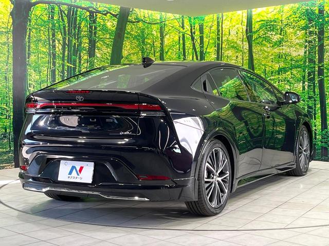 プリウス Ｚ　禁煙車　モデリスタエアロ　パノラマルーフ　全周囲カメラ　衝突被害軽減システム　レーダークルーズ　１２．３型ディスプレイオーディオ　電動リアゲート　前席シートエアコン　パワーシート　ＬＥＤヘッド　ＥＴＣ（17枚目）