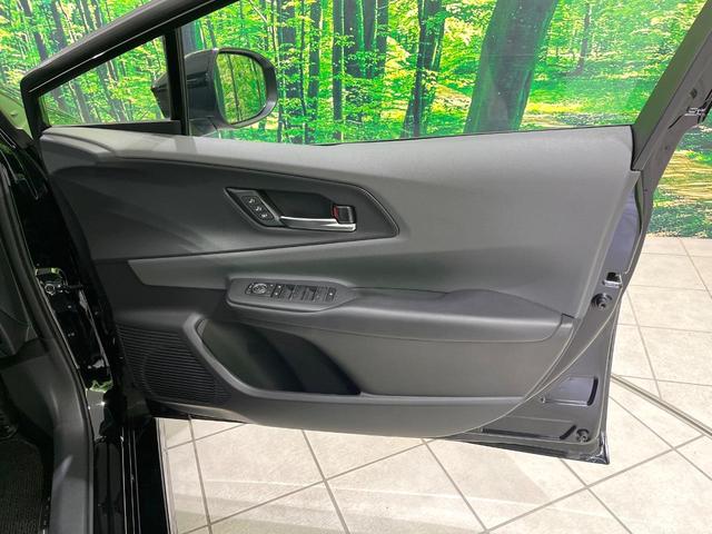 プリウス Ｚ　禁煙車　モデリスタエアロ　パノラマルーフ　全周囲カメラ　衝突被害軽減システム　レーダークルーズ　１２．３型ディスプレイオーディオ　電動リアゲート　前席シートエアコン　パワーシート　ＬＥＤヘッド　ＥＴＣ（47枚目）