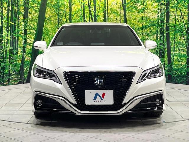 クラウンハイブリッド RSアドバンス サンルーフ 全周囲カメラ 衝突被害軽減 レーダークルーズ 禁煙車 AC100V電源 黒レザーシート シートエアコン コーナーセンサ スマートキ LEDヘッド ビルトインETC ヘッドアップディスプレイ(14枚目)