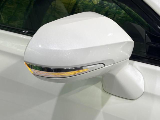 クラウンハイブリッド RSアドバンス サンルーフ 全周囲カメラ 衝突被害軽減 レーダークルーズ 禁煙車 AC100V電源 黒レザーシート シートエアコン コーナーセンサ スマートキ LEDヘッド ビルトインETC ヘッドアップディスプレイ(27枚目)