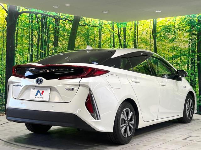 プリウスＰＨＶ Ａプレミアム　禁煙車　純正１１．６型ナビ　バックカメラ　衝突軽減装置　レーダークルーズ　ＥＴＣ　ＬＥＤヘッド　ＬＥＤフォグ　シートヒーター　パワーシート　ドラレコ　オートハイビーム　先行車発進お知らせ（17枚目）