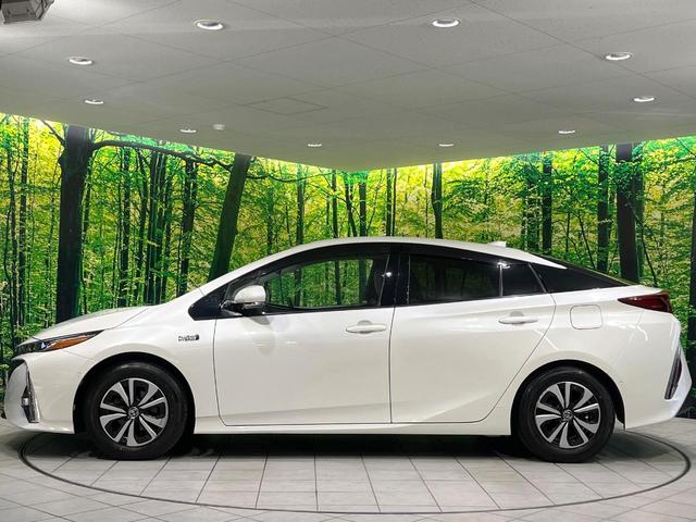 プリウスＰＨＶ Ａプレミアム　禁煙車　純正１１．６型ナビ　バックカメラ　衝突軽減装置　レーダークルーズ　ＥＴＣ　ＬＥＤヘッド　ＬＥＤフォグ　シートヒーター　パワーシート　ドラレコ　オートハイビーム　先行車発進お知らせ（24枚目）