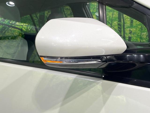 プリウスＰＨＶ Ａプレミアム　禁煙車　純正１１．６型ナビ　バックカメラ　衝突軽減装置　レーダークルーズ　ＥＴＣ　ＬＥＤヘッド　ＬＥＤフォグ　シートヒーター　パワーシート　ドラレコ　オートハイビーム　先行車発進お知らせ（27枚目）