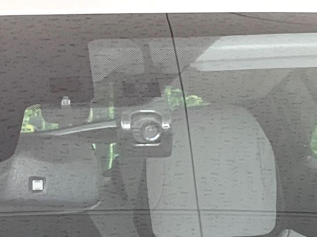 プリウスＰＨＶ Ａプレミアム　禁煙車　純正１１．６型ナビ　バックカメラ　衝突軽減装置　レーダークルーズ　ＥＴＣ　ＬＥＤヘッド　ＬＥＤフォグ　シートヒーター　パワーシート　ドラレコ　オートハイビーム　先行車発進お知らせ（36枚目）