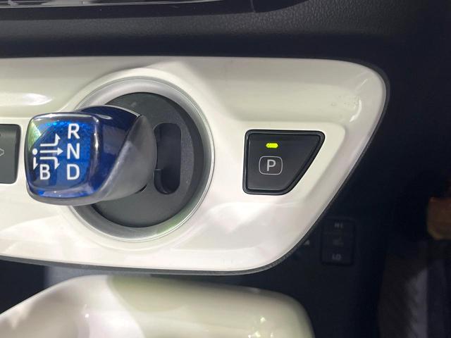 プリウスＰＨＶ Ａプレミアム　禁煙車　純正１１．６型ナビ　バックカメラ　衝突軽減装置　レーダークルーズ　ＥＴＣ　ＬＥＤヘッド　ＬＥＤフォグ　シートヒーター　パワーシート　ドラレコ　オートハイビーム　先行車発進お知らせ（56枚目）