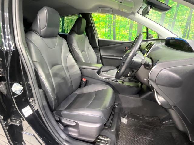 プリウス Ｓツーリングセレクション　禁煙車　ＴＲＤフルエアロ　９型ＢＩＧ－Ｘ　バックカメラ　衝突軽減装置　レーダークルーズ　ＥＴＣ　Ｂｌｕｅｔｏｏｔｈ　フルセグ　スマートキー　シートヒーター　ＬＥＤヘッドライト　ＬＥＤフォグ（8枚目）