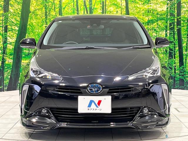 プリウス Ｓツーリングセレクション　禁煙車　ＴＲＤフルエアロ　９型ＢＩＧ－Ｘ　バックカメラ　衝突軽減装置　レーダークルーズ　ＥＴＣ　Ｂｌｕｅｔｏｏｔｈ　フルセグ　スマートキー　シートヒーター　ＬＥＤヘッドライト　ＬＥＤフォグ（14枚目）