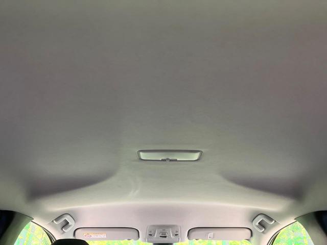 プリウス Ｓツーリングセレクション　禁煙車　ＴＲＤフルエアロ　９型ＢＩＧ－Ｘ　バックカメラ　衝突軽減装置　レーダークルーズ　ＥＴＣ　Ｂｌｕｅｔｏｏｔｈ　フルセグ　スマートキー　シートヒーター　ＬＥＤヘッドライト　ＬＥＤフォグ（28枚目）