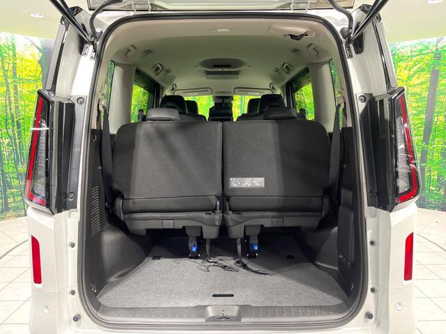 セレナ e-パワー ハイウェイスターV 禁煙車 純正12型ナビ 両側電動ドア 全周囲カメラ 衝突軽減システム レーダークルーズ コーナーセンサー スマートキー LEDヘッド ビルトインETC 純正16インチアルミ 車線逸脱警報(26枚目)