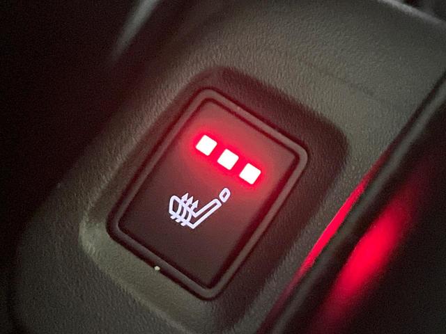 セレナ e-パワー ハイウェイスターV 禁煙車 純正12型ナビ 両側電動ドア 全周囲カメラ 衝突軽減システム レーダークルーズ コーナーセンサー スマートキー LEDヘッド ビルトインETC 純正16インチアルミ 車線逸脱警報(40枚目)