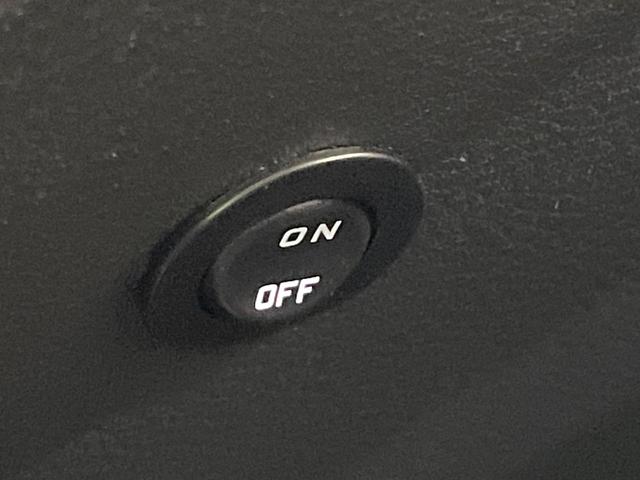 セレナ e-パワー ハイウェイスターV 禁煙車 純正12型ナビ 両側電動ドア 全周囲カメラ 衝突軽減システム レーダークルーズ コーナーセンサー スマートキー LEDヘッド ビルトインETC 純正16インチアルミ 車線逸脱警報(67枚目)