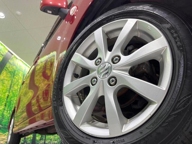【純正１４インチアルミホイール】外観にマッチした純正アルミホイールを装着しております。各種社外アルミホイールや、スタッドレスタイヤも取扱いしております。是非ご相談ください♪