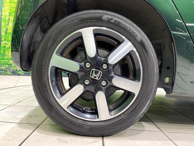 Ｎ－ＯＮＥ プレミアム　禁煙車　純正８型ナビ　バックカメラ　衝突軽減装置　合皮シート　シートヒーター　スマートキー　ＬＥＤヘッドライト　ＥＴＣ　オートエアコン　ドライブレコーダー　クルーズコントロール（11枚目）