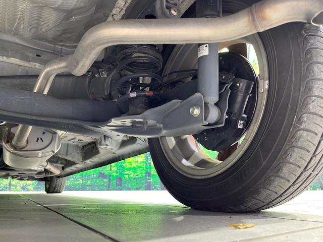 Ｎ－ＯＮＥ プレミアム　禁煙車　純正８型ナビ　バックカメラ　衝突軽減装置　合皮シート　シートヒーター　スマートキー　ＬＥＤヘッドライト　ＥＴＣ　オートエアコン　ドライブレコーダー　クルーズコントロール（17枚目）