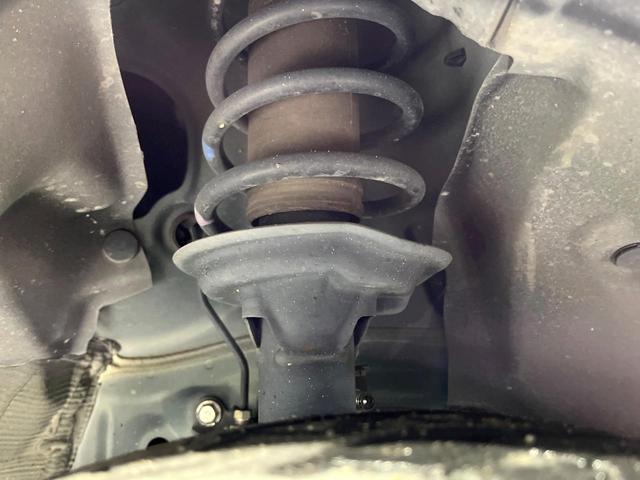 Ｎ－ＯＮＥ プレミアム　禁煙車　純正８型ナビ　バックカメラ　衝突軽減装置　合皮シート　シートヒーター　スマートキー　ＬＥＤヘッドライト　ＥＴＣ　オートエアコン　ドライブレコーダー　クルーズコントロール（31枚目）