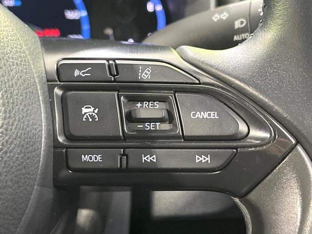 ヤリスクロス ハイブリッドZ 禁煙車 全周囲カメラ 衝突軽減 レーダークルーズ LEDヘッド ETC Bluetooth 純正8型ディスプレイオーディオ シートヒーター ステアリングヒーター オートハイビーム 純正18インチアルミ(6枚目)