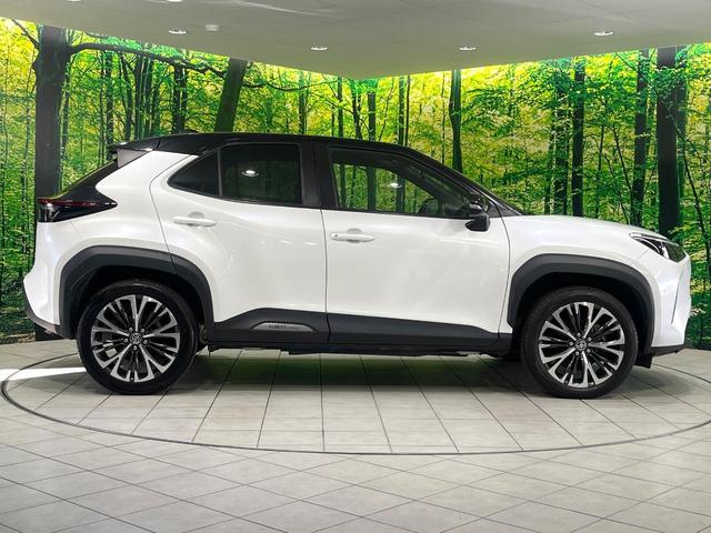 ヤリスクロス ハイブリッドZ 禁煙車 全周囲カメラ 衝突軽減 レーダークルーズ LEDヘッド ETC Bluetooth 純正8型ディスプレイオーディオ シートヒーター ステアリングヒーター オートハイビーム 純正18インチアルミ(24枚目)