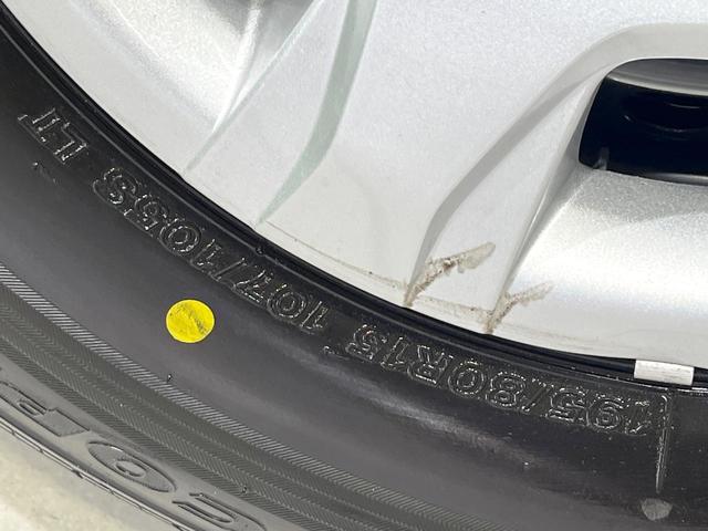 ハイエースバン ロングDX GLパッケージ 禁煙車 4WD ディーゼル 衝突軽減装置 両側スライドドア LEDヘッド デジタルインナーミラー 100V電源 オートハイビーム レーンアシスト オートライト プライバシーガラス(32枚目)