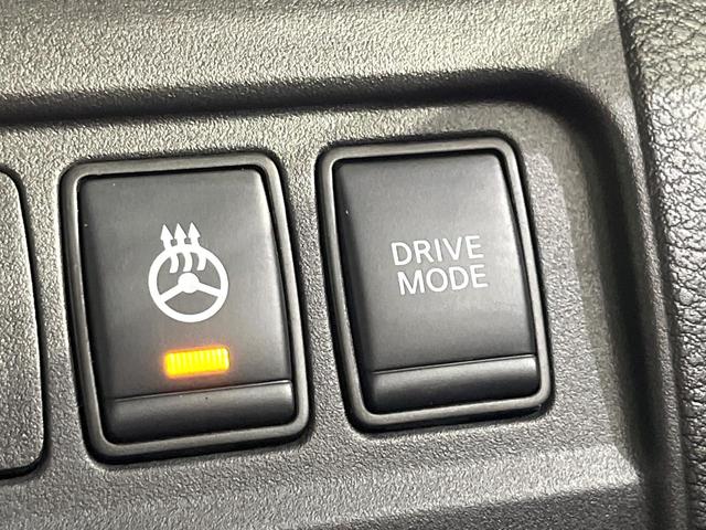 セレナ ｅ－パワー　オーテック　スポーツスペック　禁煙車　ＢＩＧ－Ｘ１１インチナビ　後席モニター　両側電動スライドドア　衝突軽減システム　全周囲カメラ　２トーンカラー　ハーフレザーシート　ＥＴＣ　Ｂｌｕｅｔｏｏｔｈ　デジタルインナーミラー（42枚目）