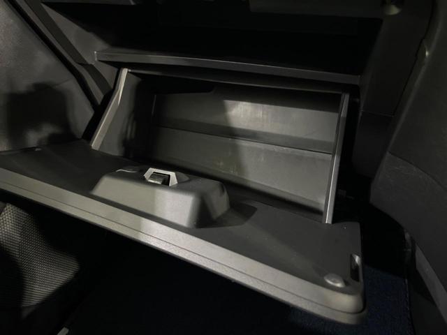 セレナ ｅ－パワー　オーテック　スポーツスペック　禁煙車　ＢＩＧ－Ｘ１１インチナビ　後席モニター　両側電動スライドドア　衝突軽減システム　全周囲カメラ　２トーンカラー　ハーフレザーシート　ＥＴＣ　Ｂｌｕｅｔｏｏｔｈ　デジタルインナーミラー（59枚目）